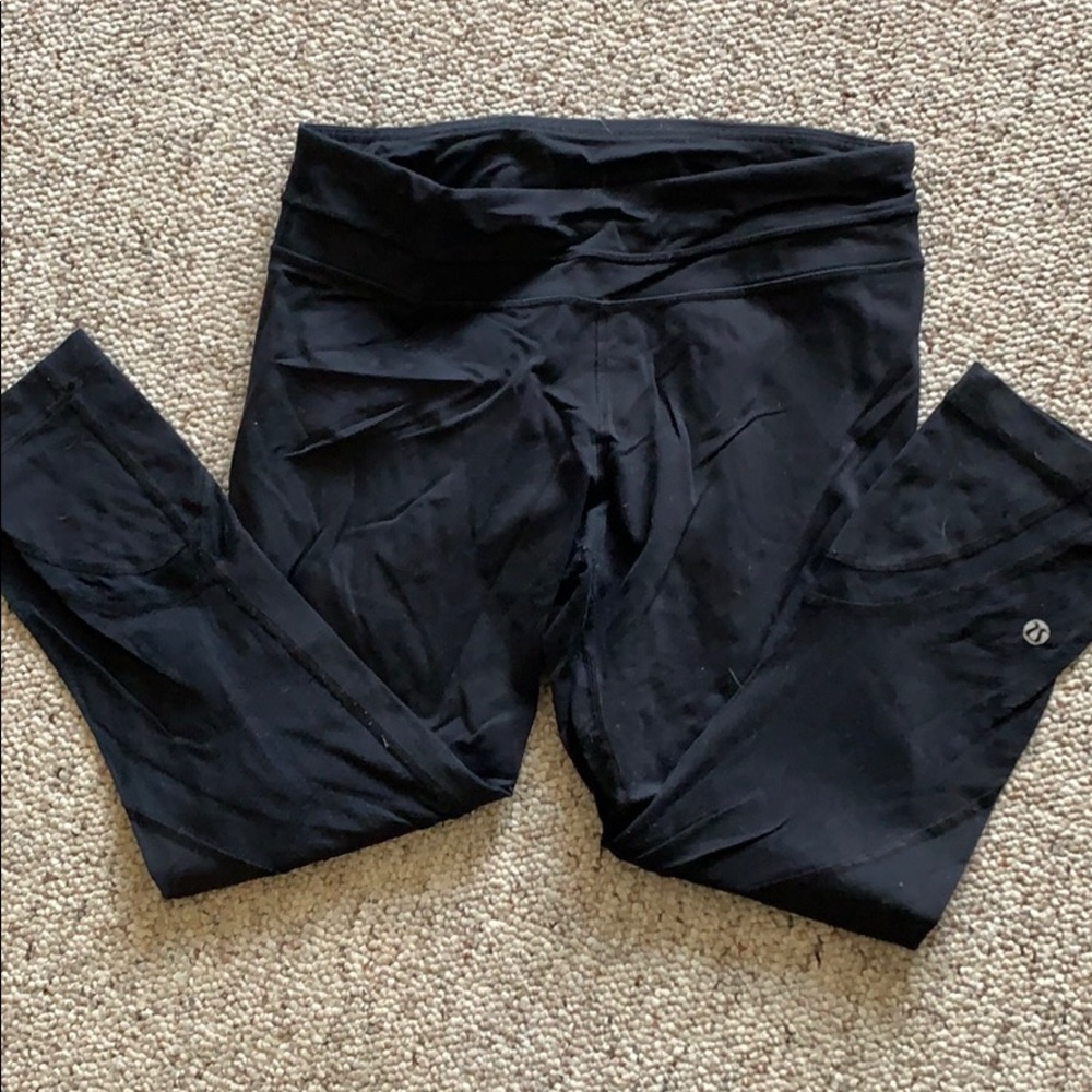 Lululemon crops